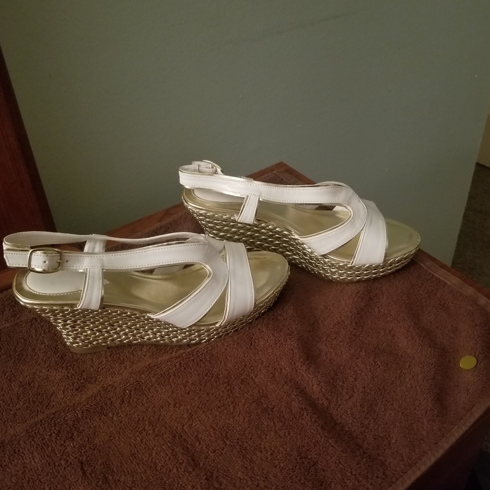 Women's sandal